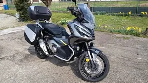 Honda X-ADV 750 DCT Travel (2021 - 24)  (5)