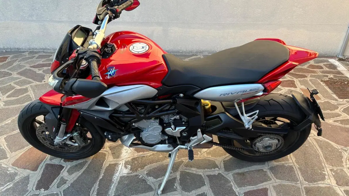 MV Agusta Rivale 800 EAS ABS (2013 - 17)  (3)
