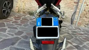 MV Agusta Rivale 800 EAS ABS (2013 - 17)  (6)