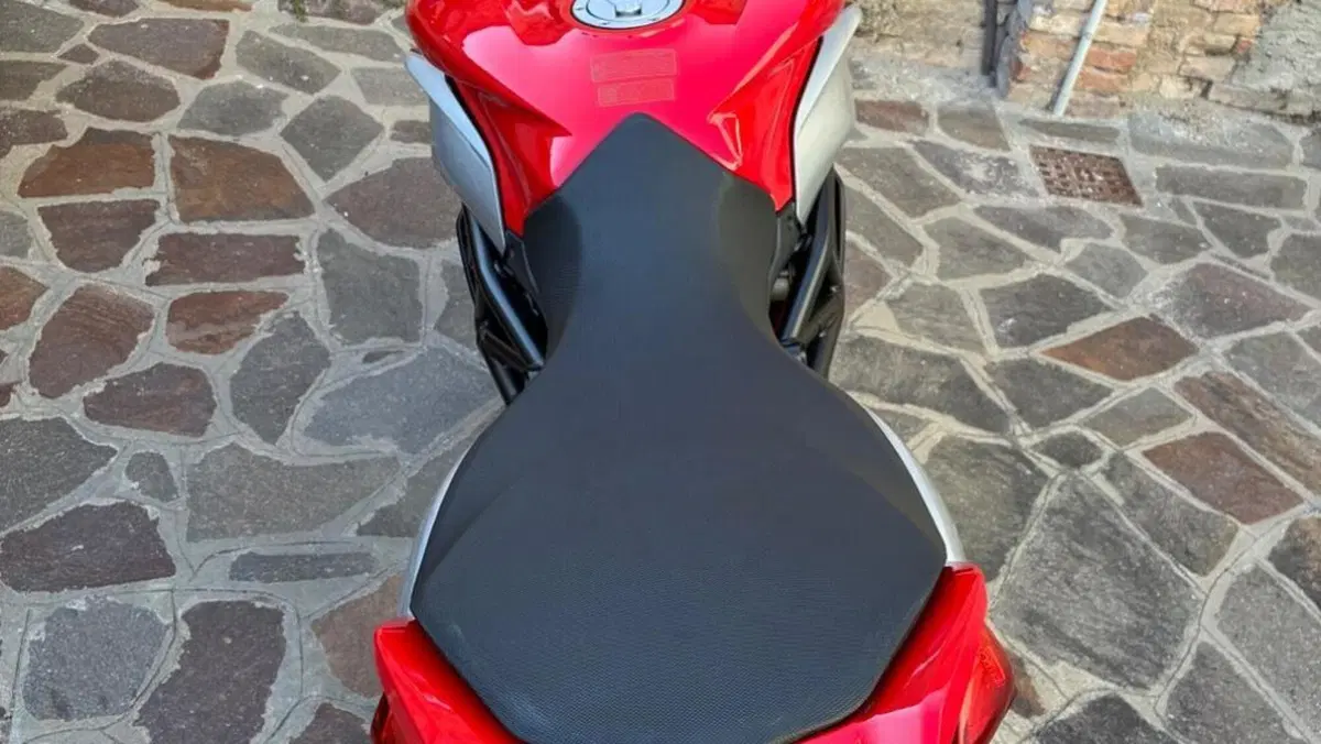 MV Agusta Rivale 800 EAS ABS (2013 - 17)  (7)