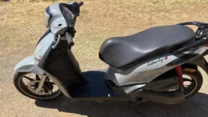 Piaggio Liberty S 50 4T (2020)  (3)