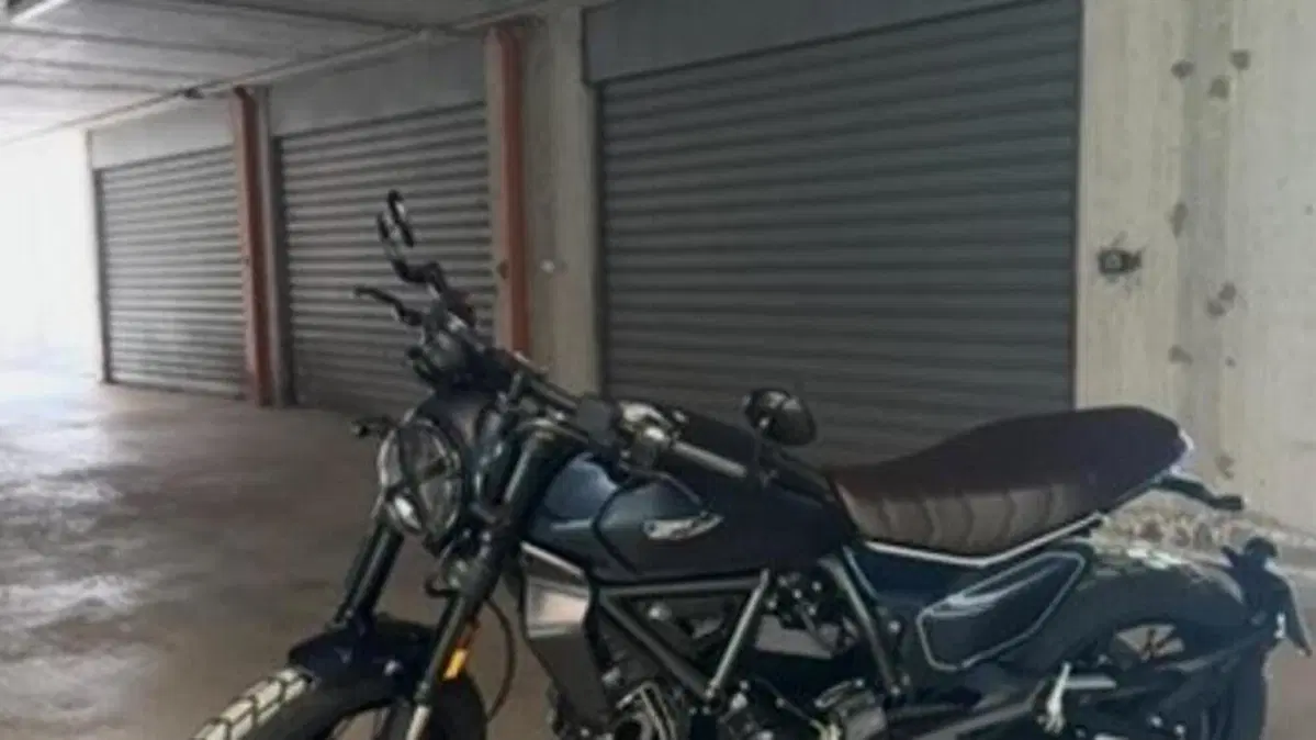 Ducati Scrambler 800 Nightshift (2025 - 26)  (2)