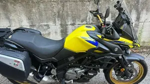 Suzuki V-Strom 650XT (2021 - 25)  (2)