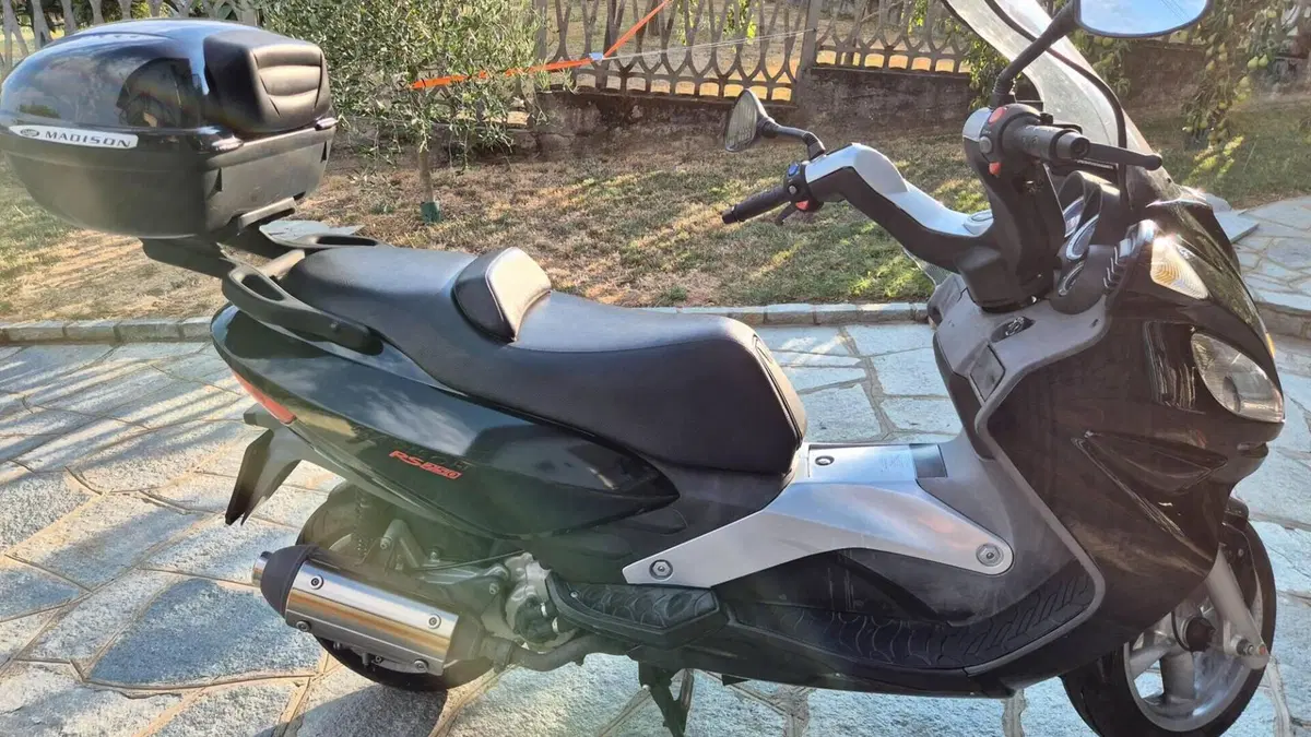 Malaguti Madison 250 RS (2005 - 06)  (3)