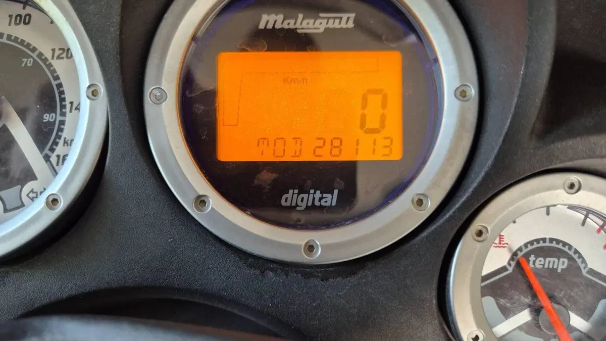 Malaguti Madison 250 RS (2005 - 06)  (4)