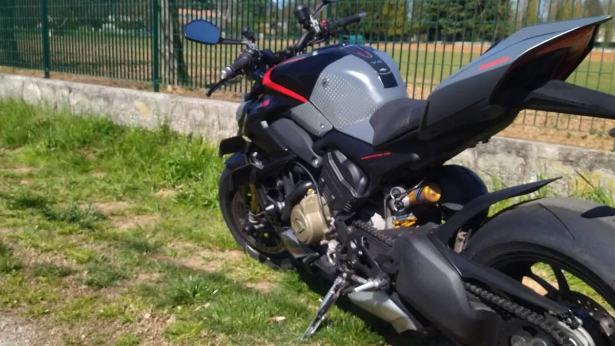 Ducati Streetfighter V4 S (2023 - 24)  (6)