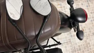 Moto Guzzi V7 III Stone (2017 - 20)  (16)