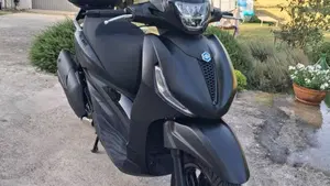 Piaggio Beverly 400 ABS-ASR (2021 - 24)  (3)