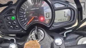 Suzuki Gladius 650 SFV (2009 - 15)  (12)