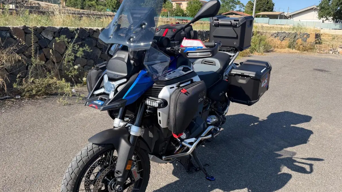 Bmw R 1300 GS Adventure Trophy (2025 - 26)  (3)