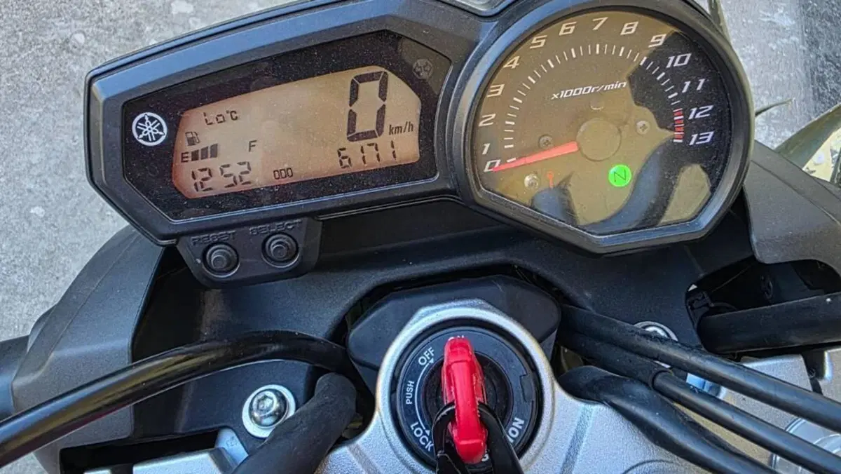 Yamaha XJ 600 N (1995 - 97)  (5)