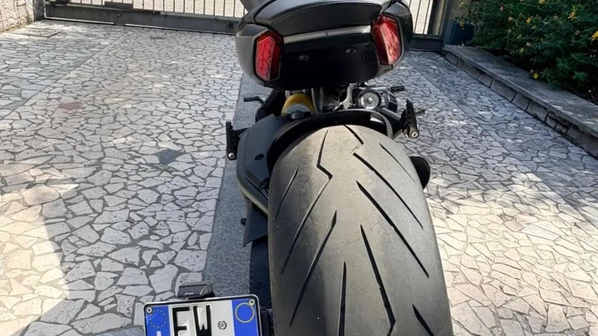Ducati XDiavel 1262 Black Star (2021)  (4)