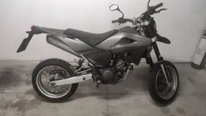 Husqvarna SM 610 (2008)  (3)