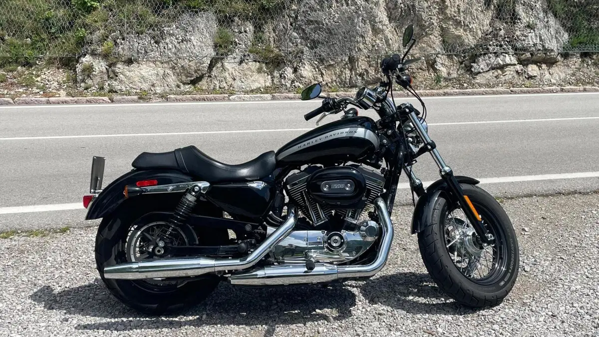 Harley-Davidson 1200 Custom (2018 - 20) - XL1200C 