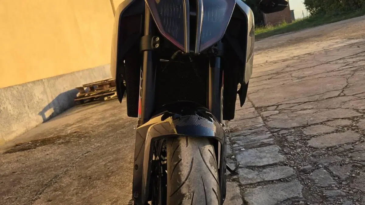 KTM 1290 Super Duke R ABS (2017 - 18)  (2)