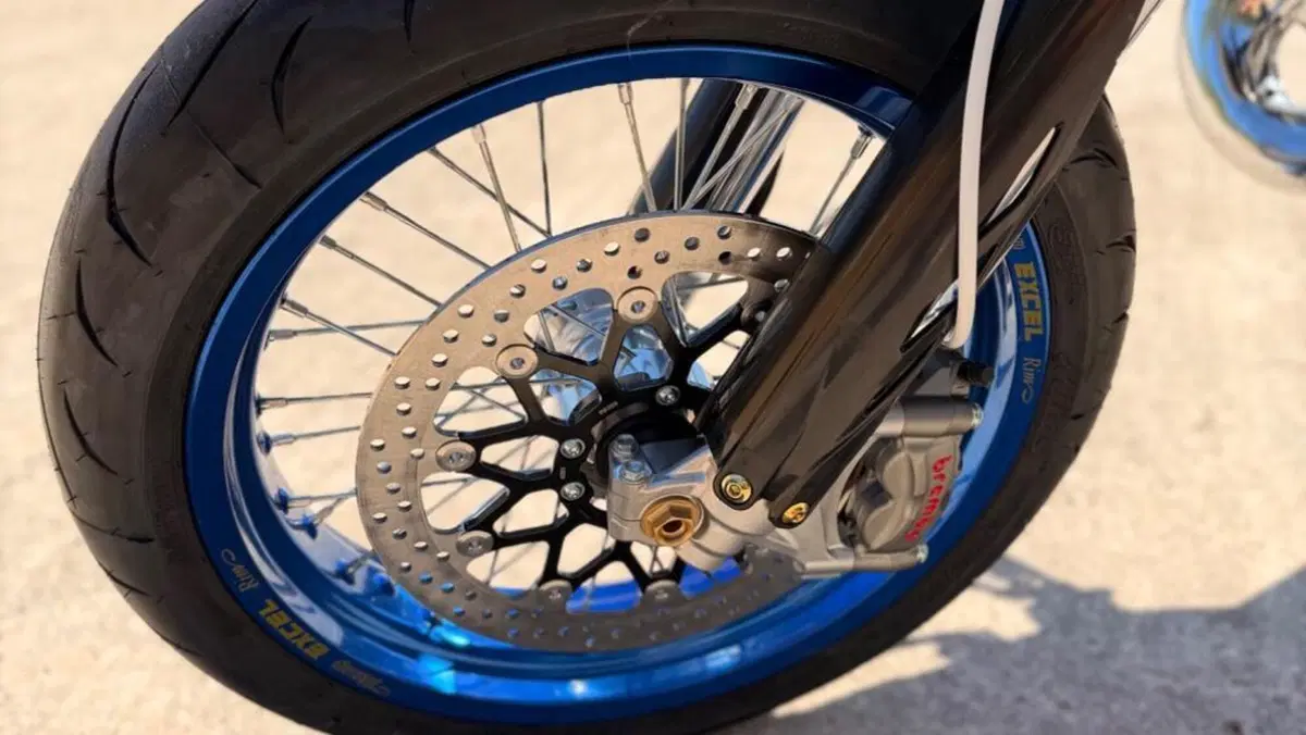 Tm Moto SMR 125 ES Fi 2T (2026)  (9)