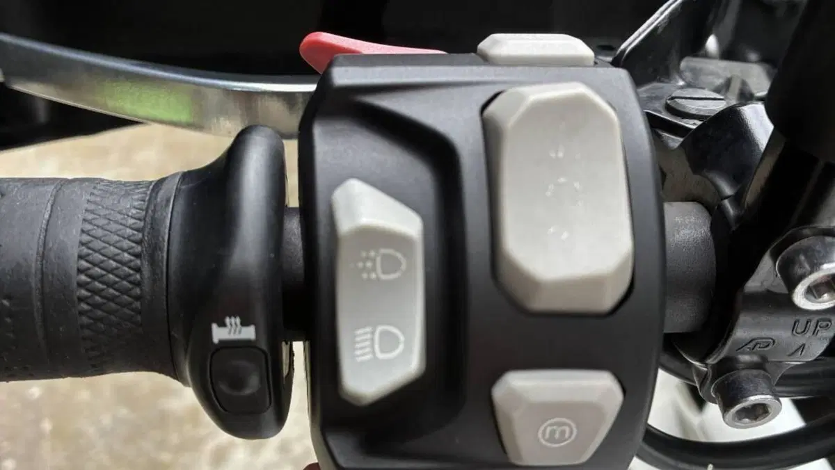 Triumph Tiger 800 XRx (2018 - 20)  (5)