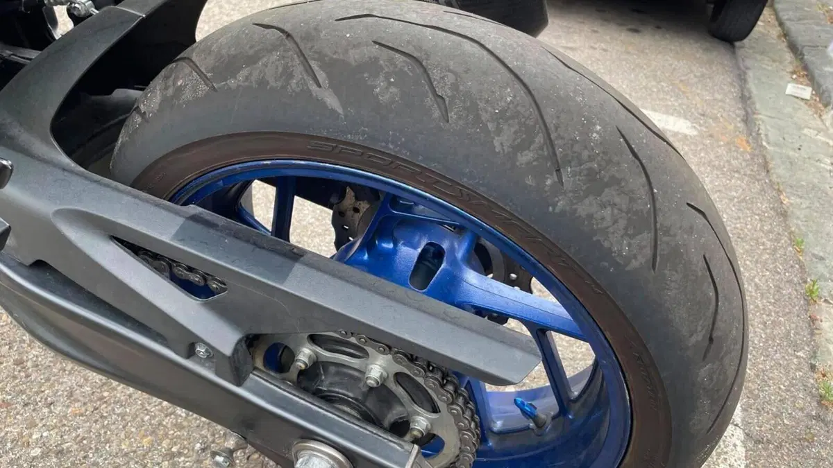Suzuki GSX S 750 Z Yugen (2018 - 20)  (7)