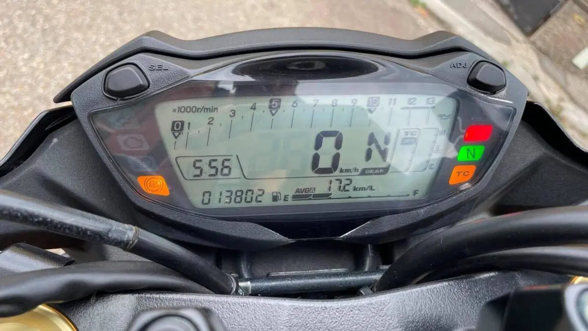 Suzuki GSX S 750 Z Yugen (2018 - 20)  (6)
