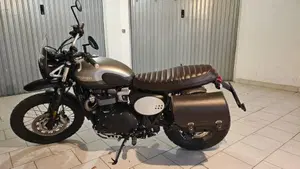 Triumph Street Scrambler 900 Sandstorm (2021 - 22)  (2)