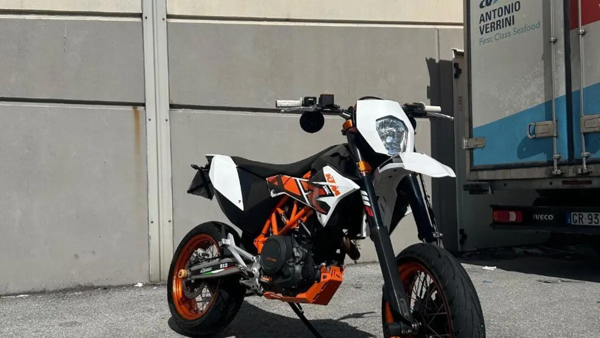 KTM 690 SMC R (2012 - 17)  (2)