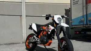 KTM 690 SMC R (2012 - 17)  (2)