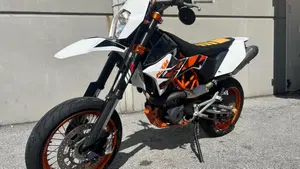 KTM 690 SMC R (2012 - 17)  (9)