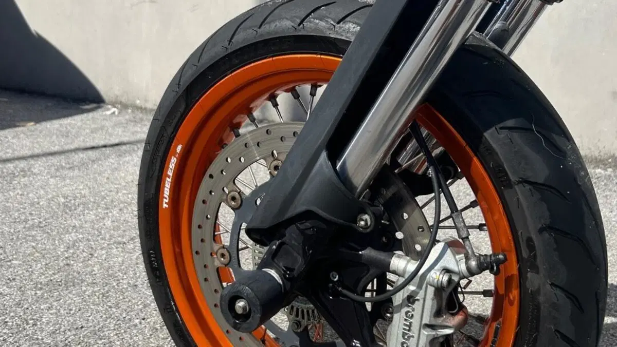 KTM 690 SMC R (2012 - 17)  (10)