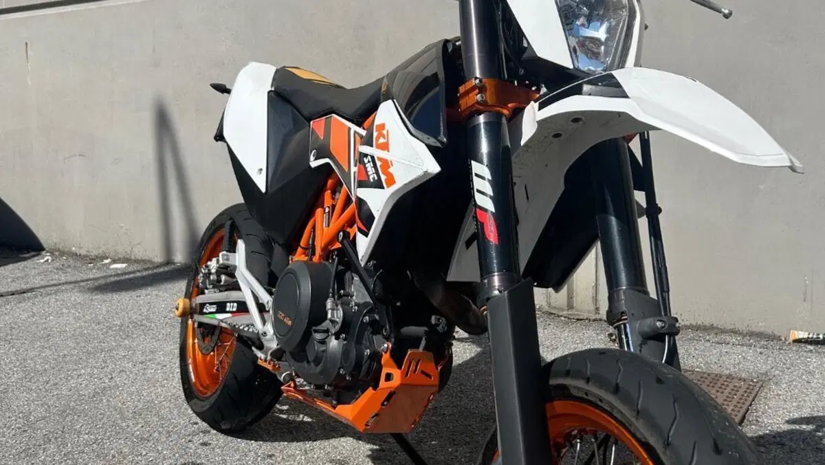 KTM 690 SMC R (2012 - 17)  (11)
