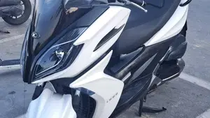 Kymco K-Xct 300i (2012 - 17)  (2)