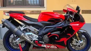 Aprilia RSV 1000 (2003 - 04) 