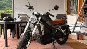 Horwin CR6 L3e (2022 - 24) 