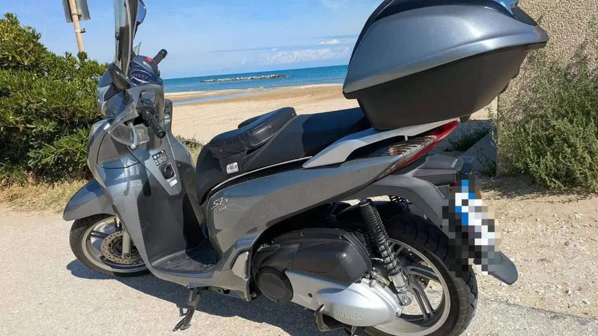 Honda SH 300 i ABS (2016 - 20)  (3)