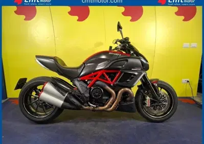 Ducati Diavel 1200 Carbon (2010 - 13) - Annuncio 9996754