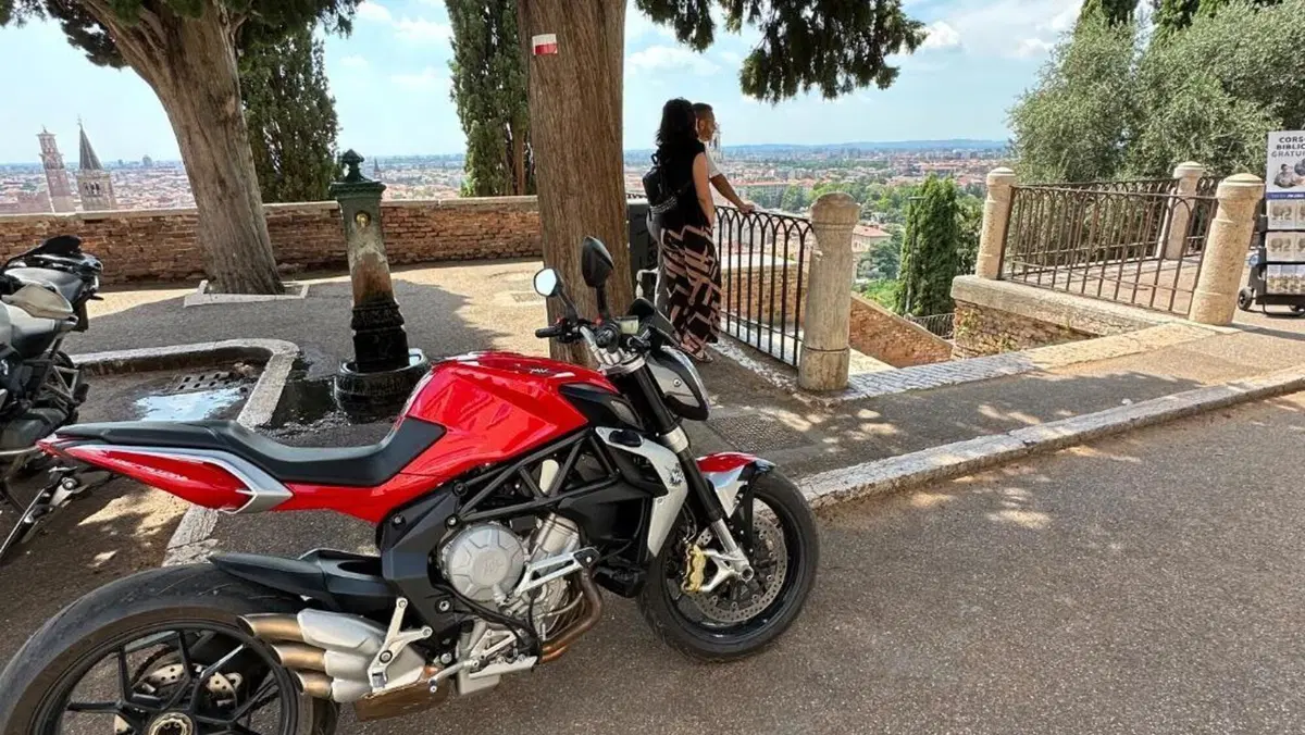 MV Agusta Brutale 675 (2011 - 15)  (2)