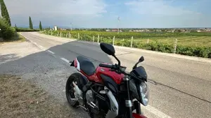 MV Agusta Brutale 675 (2011 - 15)  (3)