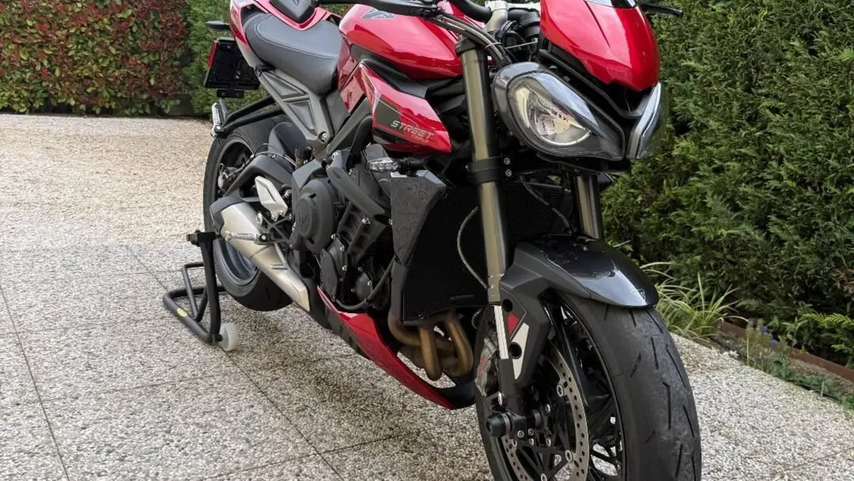 Triumph Street Triple 765 RS (2023 - 26) 