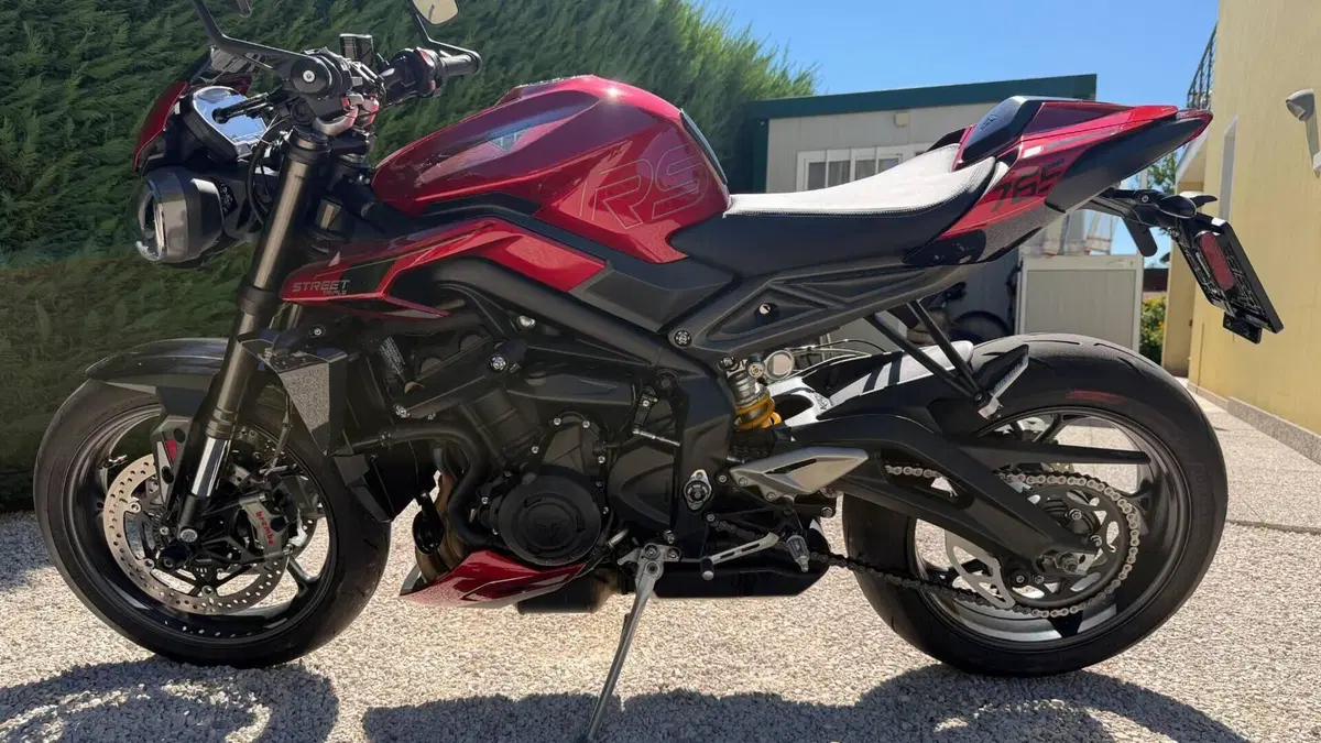 Triumph Street Triple 765 RS (2023 - 26)  (7)