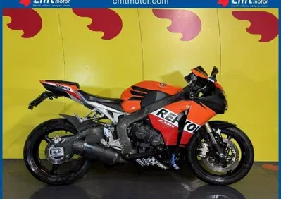 Honda CBR 1000 RR Fireblade (2008 - 11) - Annuncio 10035927