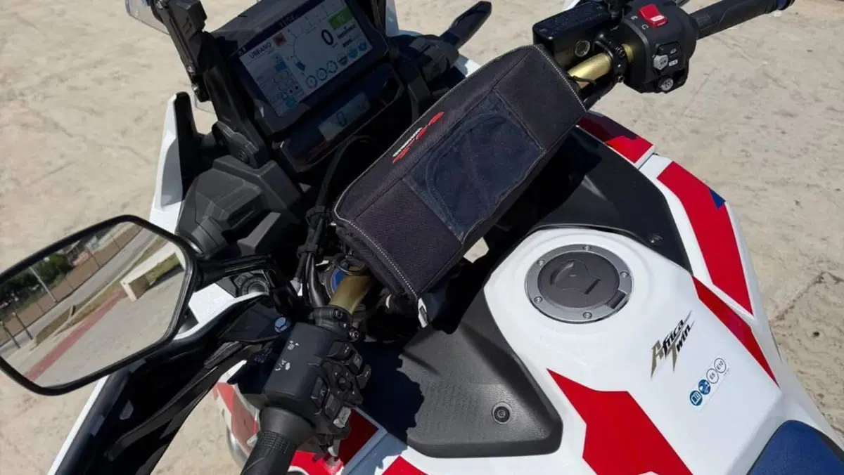 Honda Africa Twin CRF 1100L Adventure Sports Travel Edition (2024 - 26)  (12)