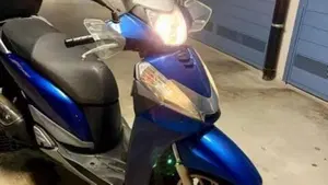 Honda SH 300 i (2011 - 14)  (3)