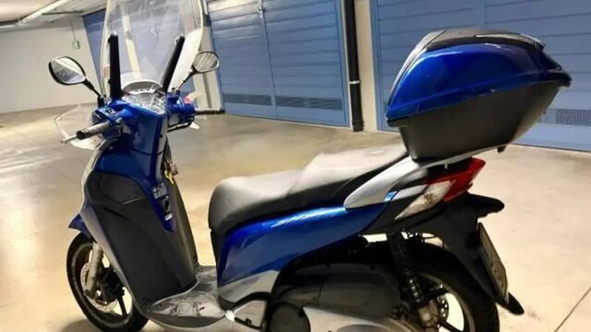 Honda SH 300 i (2011 - 14)  (5)