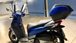 Honda SH 300 i (2011 - 14)  (5)