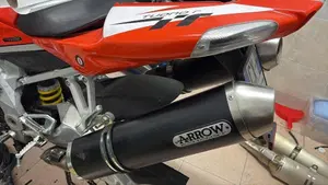 Aprilia Tuono 1000 R (2006 - 10)  (4)