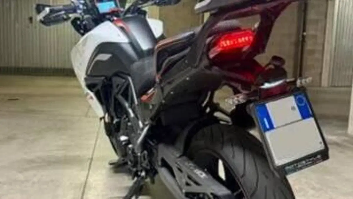 Benelli TRK 702 (2023 - 25)  (2)