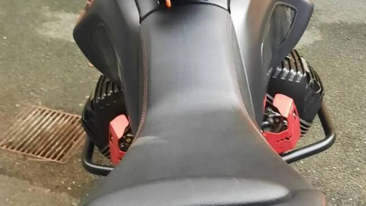 Moto Guzzi V85 TT (2021 - 23)  (6)