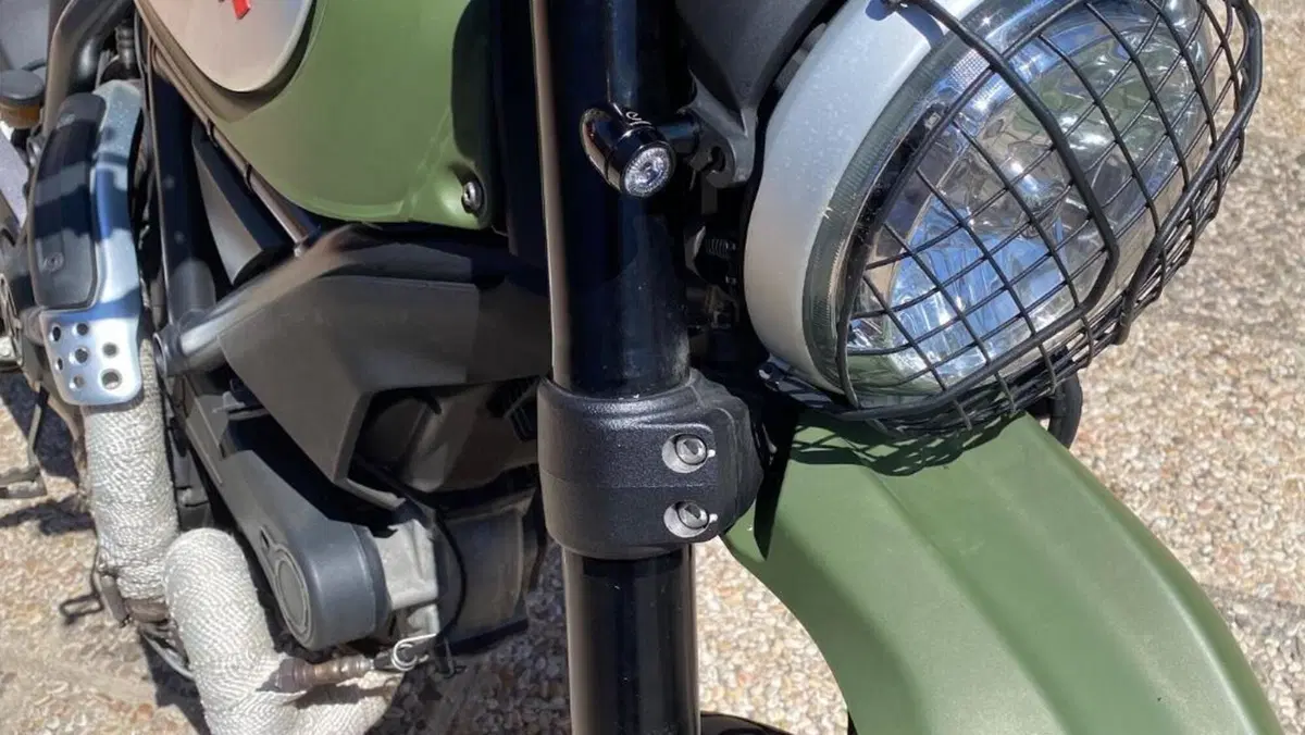 Ducati Scrambler 800 Urban Enduro (2015 - 16)  (4)