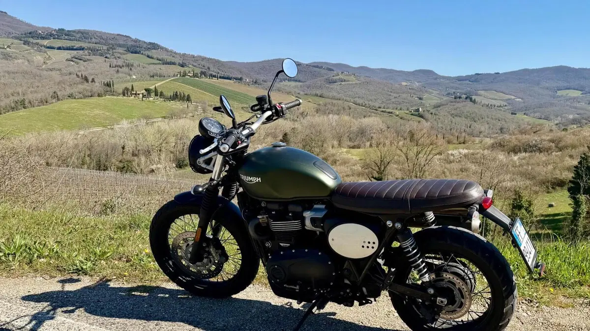 Triumph Scrambler 900 Chrome Edition (2023)  (7)