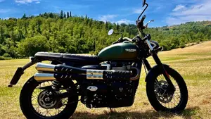 Triumph Scrambler 900 Chrome Edition (2023)  (6)