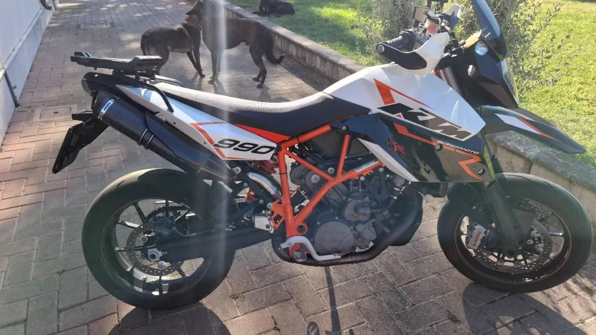 KTM 990 Supermoto R (2009 - 11)  (7)